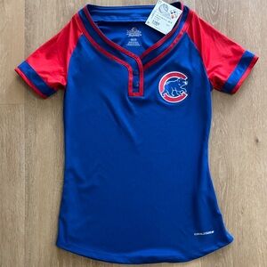 NEW with tags Majestic Chicago Cubs women’s jersey shirt. Size small.